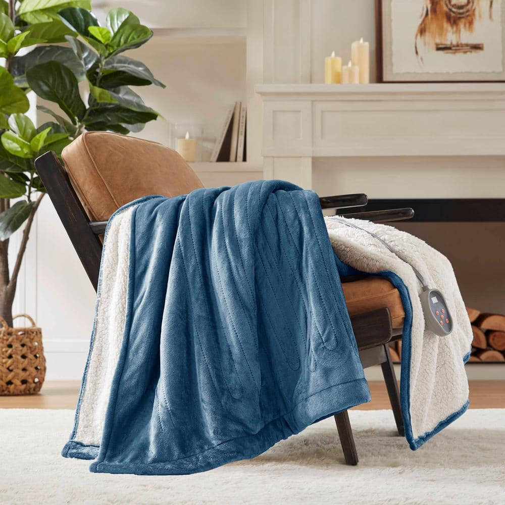 Sapphire Blue Twin Reversible Heated Plush to Berber Blanket