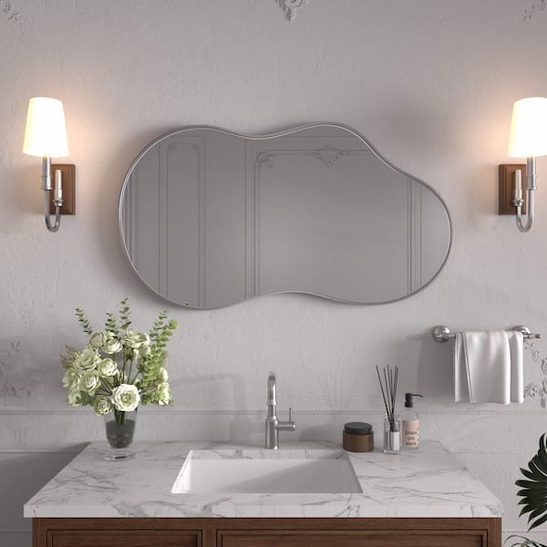 Swafrrt Silver 26 in W x 46 in. H Abstract Wavy Irregular Aluminum