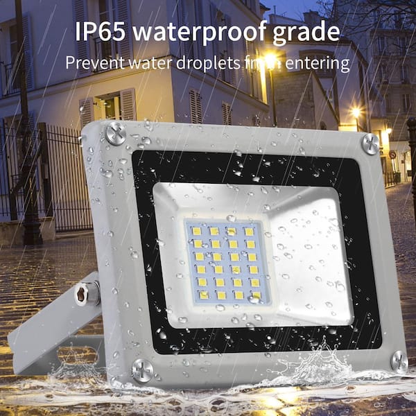 LED One Distribution LED Outdoor Flood Light Yoke Mount 20W 120-277V 1800 Lumens 5000K Not Dimmable IP65 5 Year Warranty