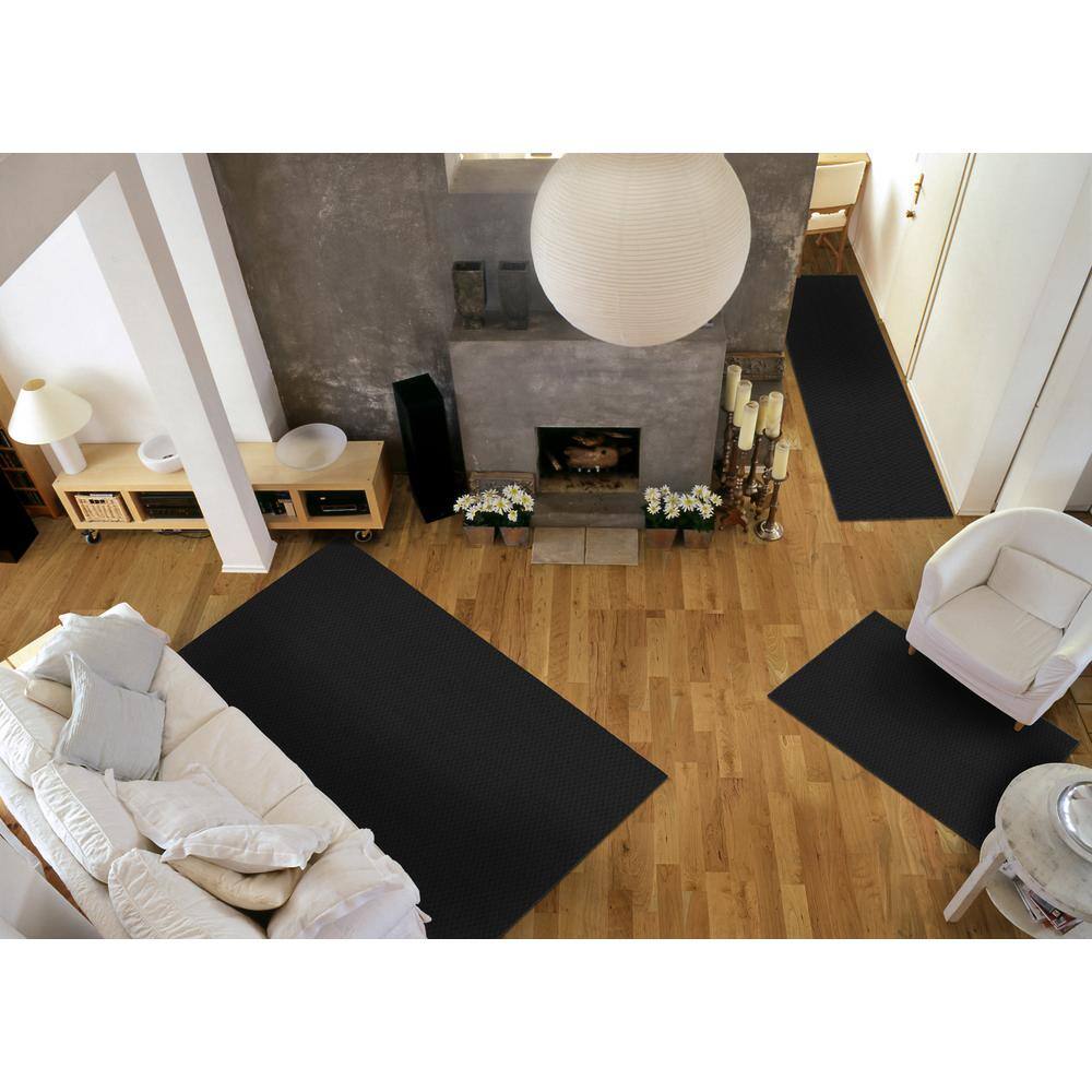 Town Square Casual Black Synthetic 5'x7' Tufted Area Rug