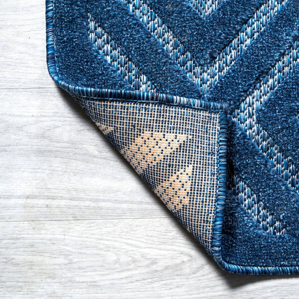 Navy Geometric Synthetic Rectangular Indoor/Outdoor Area Rug