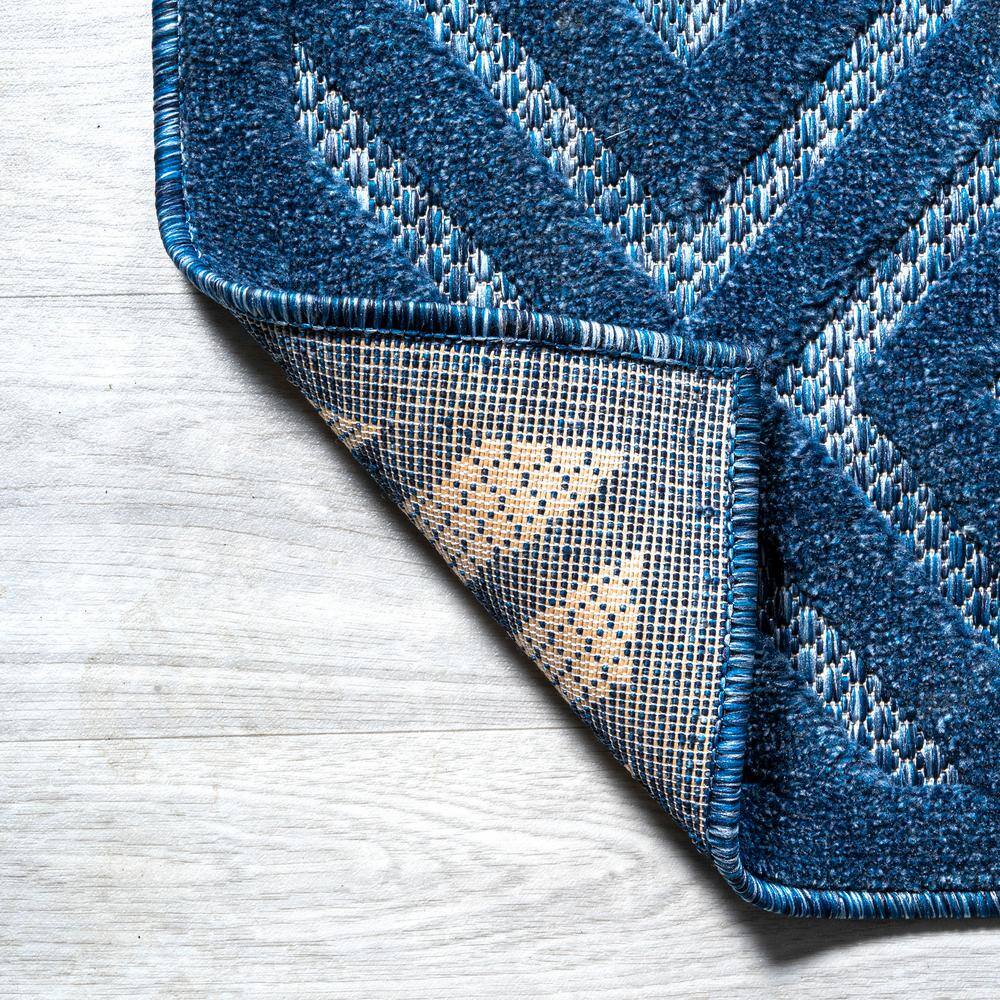 Navy Geometric Synthetic Rectangular Indoor/Outdoor Area Rug