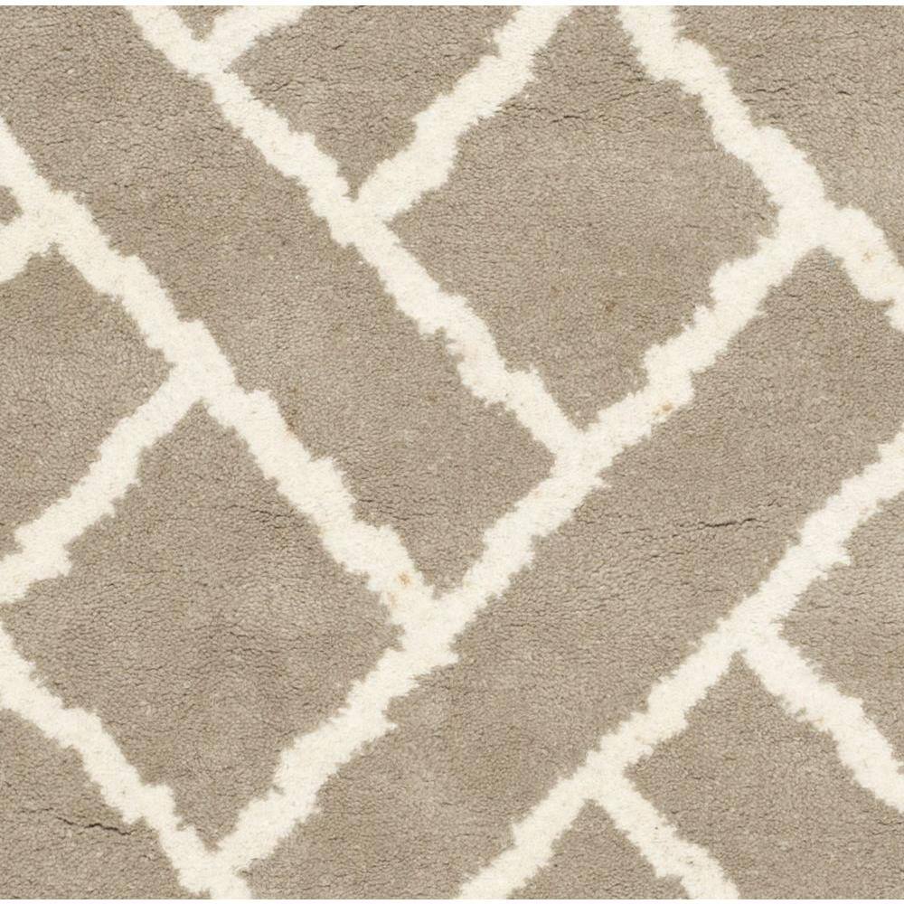 Ivory Elegance Hand-Tufted Wool Rectangular Rug