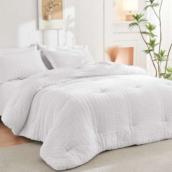 Seersucker All Seasons 7 Pieces White Cal King Comforter Set Soft Microfiber Bed in a Bag