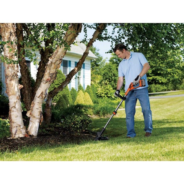 BLACK & DECKER 40-volt Max 13-in Straight Shaft Battery String Trimmer 2.4  Ah (Battery and Charger Included) in the String Trimmers department at