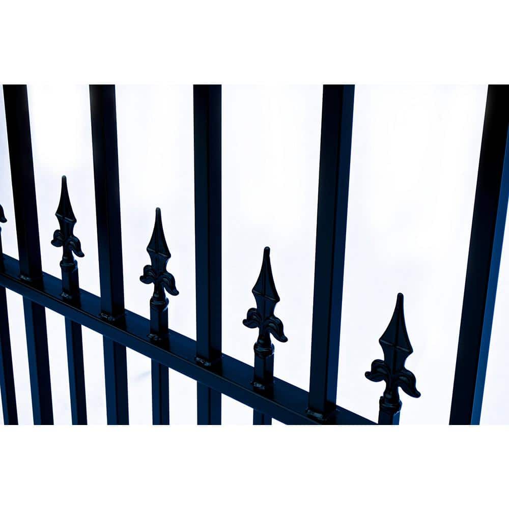 St. Louis Style Black Steel Arched Driveway Gate with Pointed Pickets
