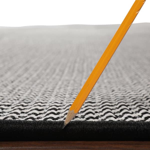 Sadie Black 8 ft. x 11 ft. Indoor/Outdoor Patio Braided Area Rug
