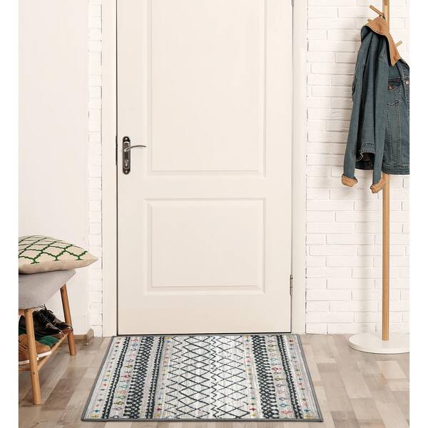 https://images.thdstatic.com/productImages/101f7468-9741-42d2-9a55-b968c0b3c810/svn/6062-off-white-ottomanson-area-rugs-oth6062-2x3-e1_600.jpg