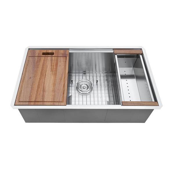 https://images.thdstatic.com/productImages/1020c17e-c3bb-4570-87c7-c0eb6258ef95/svn/brushed-stainless-steel-ruvati-undermount-kitchen-sinks-rvh8310-64_600.jpg