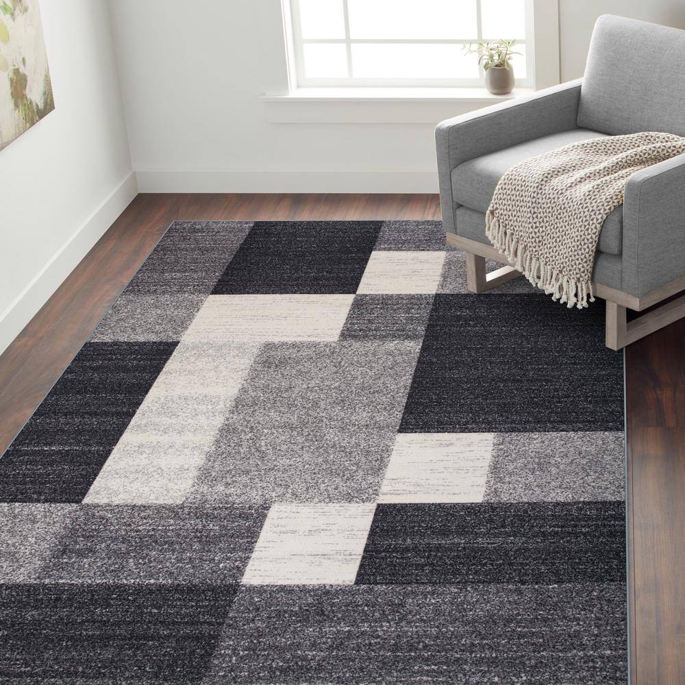 Gray Geometric Tufted Washable Reversible Area Rug 6'6" x 9'