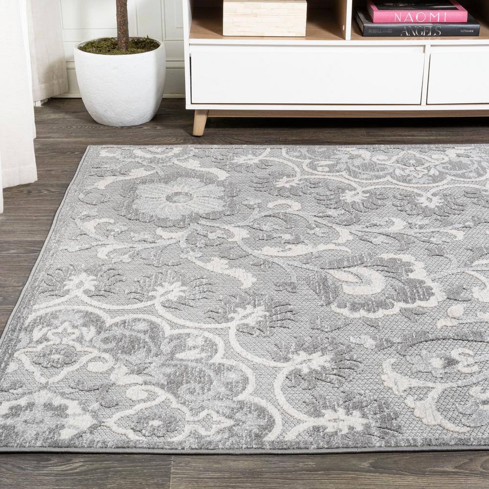 Modern Moroccan Medallion 4' x 6' Gray Synthetic Area Rug