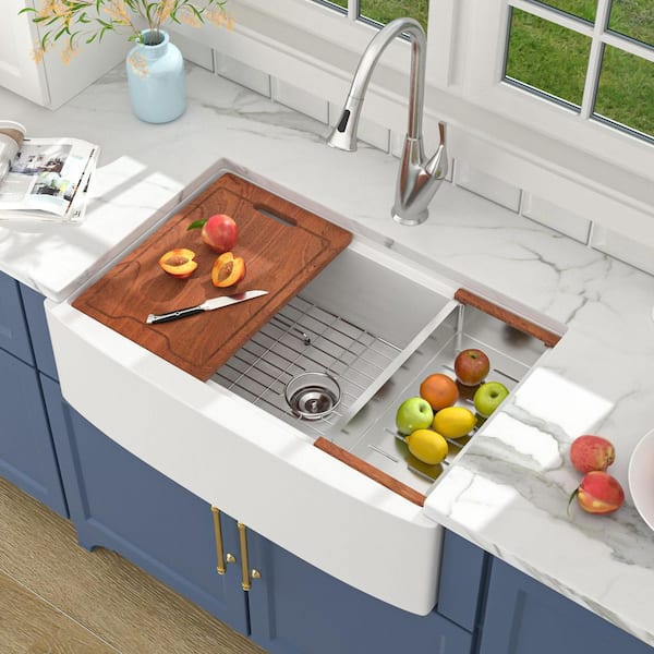 33 in. Farmhouse Apron Front Single Bowl Glossy Ceramic Undermount Workstation Kitchen Sink with Strainer