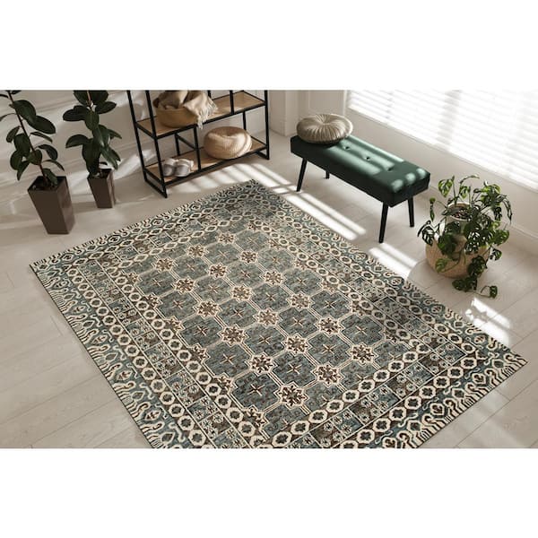 https://images.thdstatic.com/productImages/1037d19d-a65a-4ae1-8079-3619543d5a05/svn/gray-eorc-area-rugs-kr108gy6x9-64_600.jpg