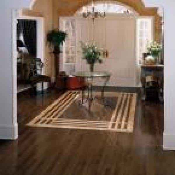 Bruce American Originals Carob Maple 3/8 in. T x 5 in. W T+G Smooth Engineered Hardwood Flooring (22 sq.ft./ctn)