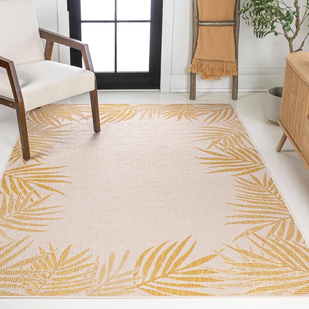 Isla Yellow and Cream Synthetic 4' x 6' Reversible Area Rug