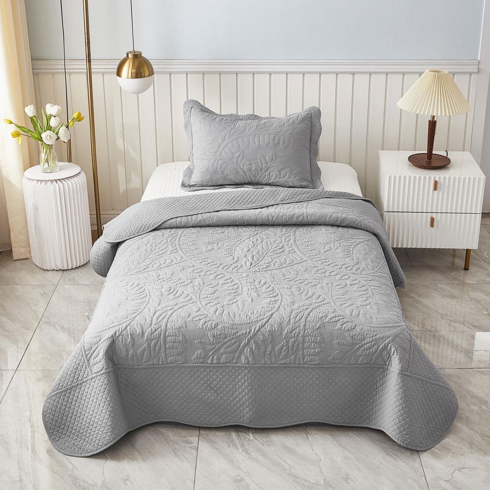 Martex Reversible Coverlet – Full Size Quilt – Queen
