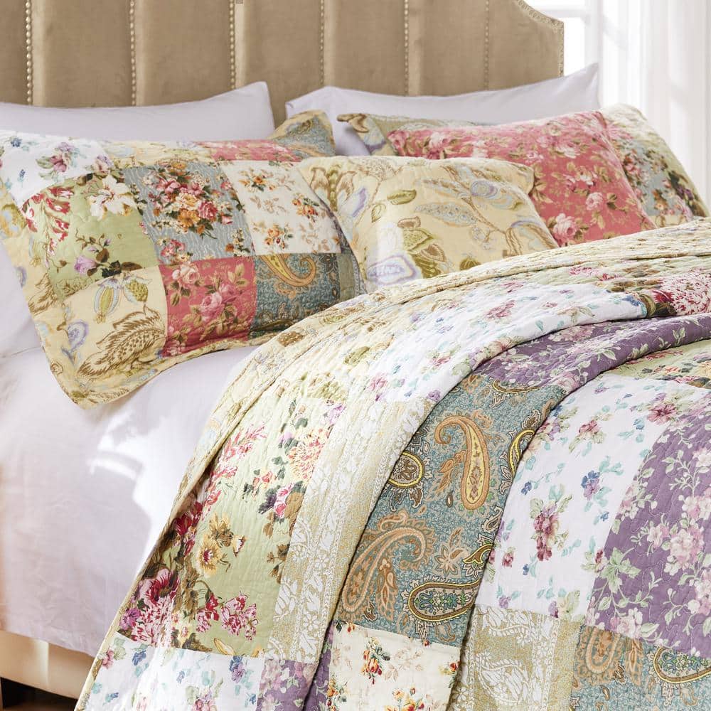 Blooming Prairie Twin Blue Cotton Reversible Quilt Set