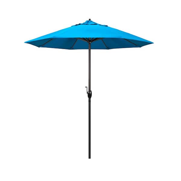California Umbrella 7.5 ft. Bronze Aluminum Market Auto-Tilt Crank Lift Patio Umbrella in Canvas Cyan Sunbrella