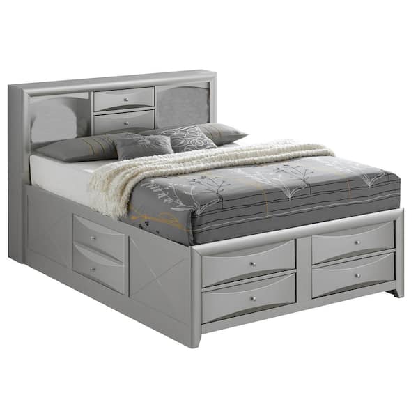 AndMakers Marilla Silver Champagne Queen Panel Beds