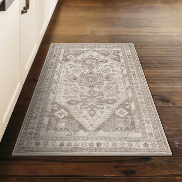 Saraz Grey Silver/Off White Washable Rug 3 ft. x 5 ft. Area Rug