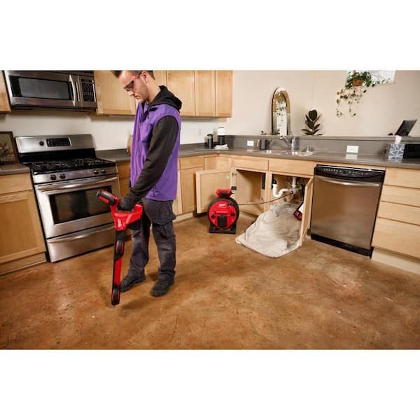 Milwaukee M18 18-Volt Lithium-Ion Cordless 100 ft. Flexible