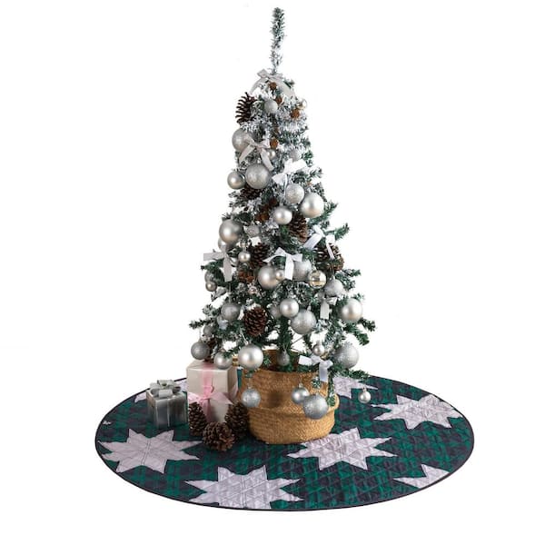 COUNTRY LIVING 48 in. Christmas Carol Polyester Microfiber Quilted Tree Skirt