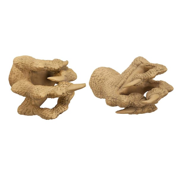 Design Toscano Dragons Thorne MacGarvey Claw Poly-Resin Beige Sword Hanger Wall Architectural Decor (Set of 2)