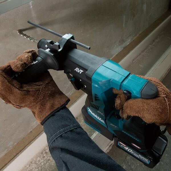 Makita 40V Max XGT Brushless Cordless 1-1/8 in. Rotary