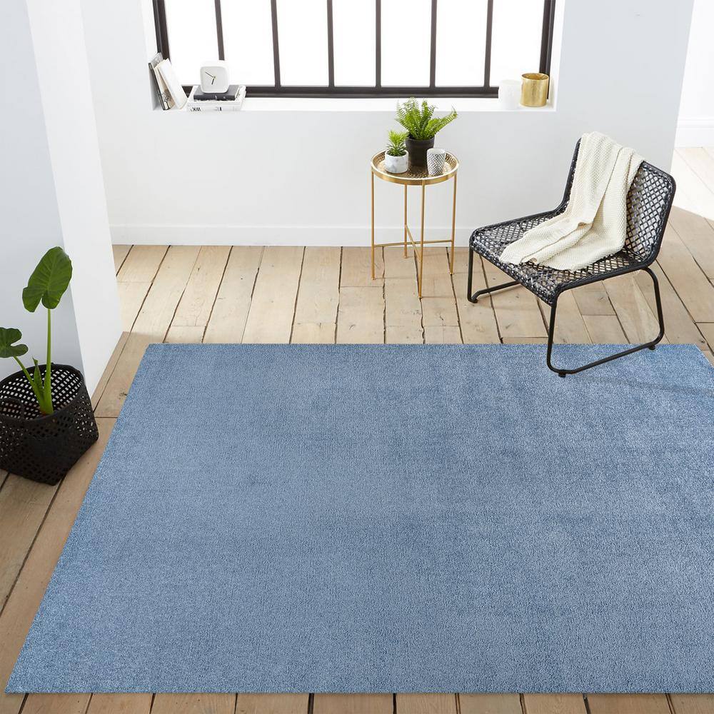 Classic Blue Rectangular Synthetic 4' x 6' Easy Care Area Rug