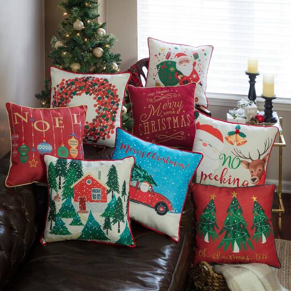 Home Accents Holiday - Red Berry Wreath Decorative Pillow