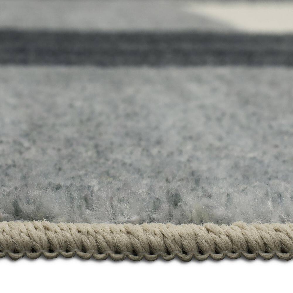 Slate Blue Geometric Tufted Washable Accent Rug 2' 6" x 3' 10"