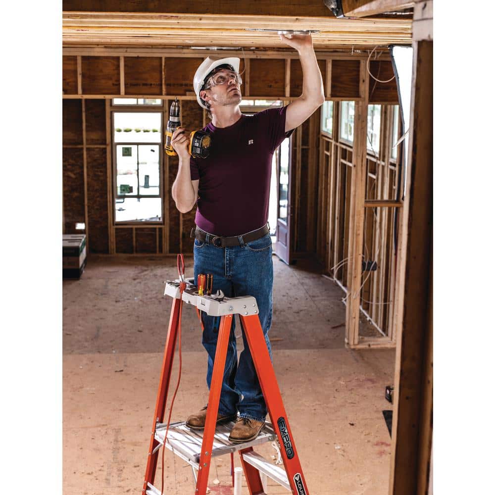 4 ft Orange Fiberglass Pinnacle Platform Ladder with 300 lbs Capacity