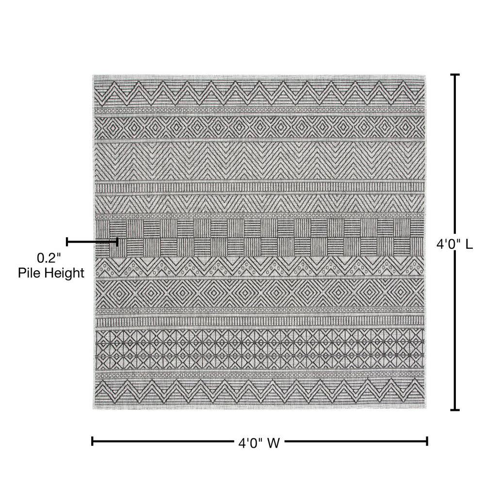 Courtyard Gray 47" Square Non-Slip Synthetic Outdoor Rug