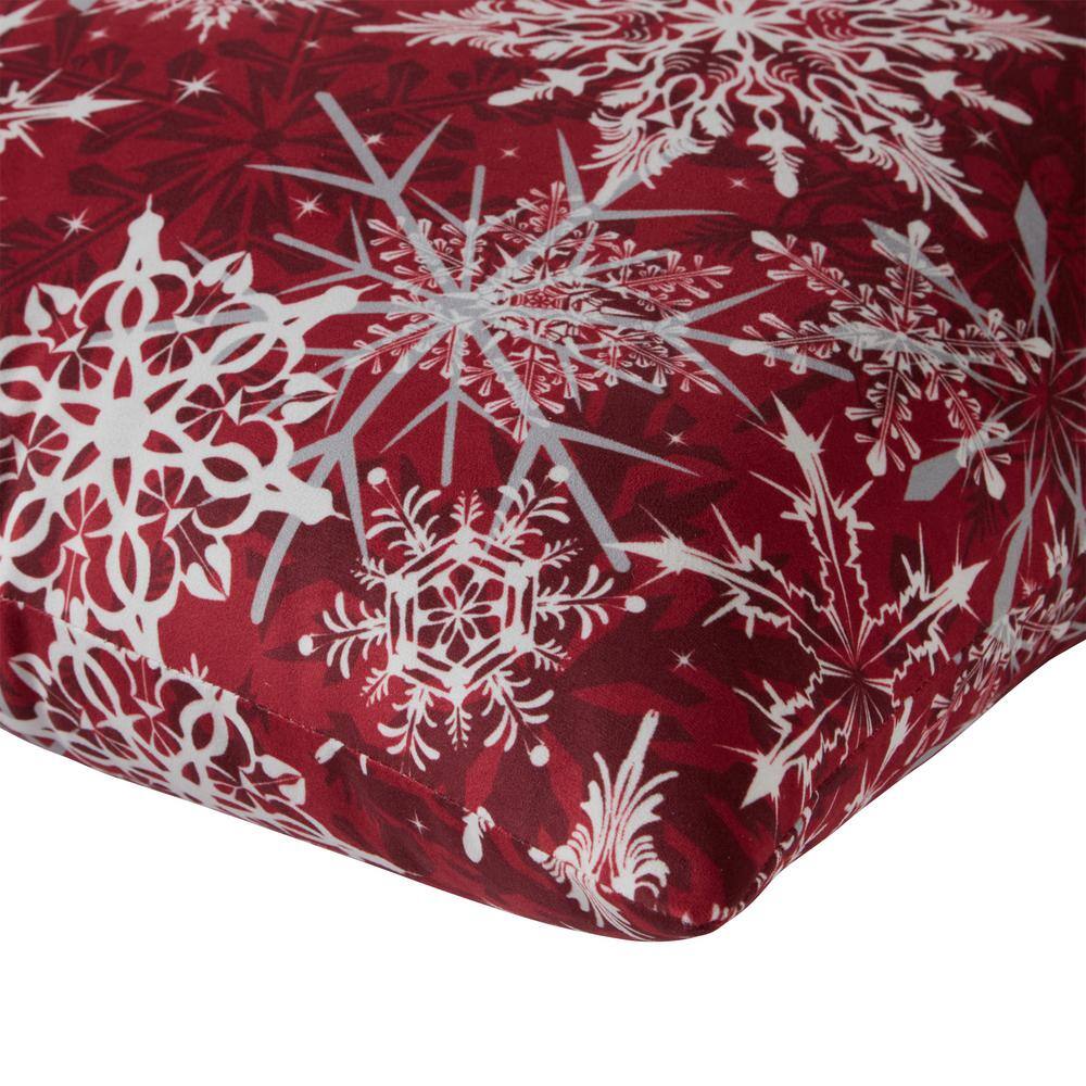 Red and White Snowflake Cotton Holiday Throw Pillow 18"