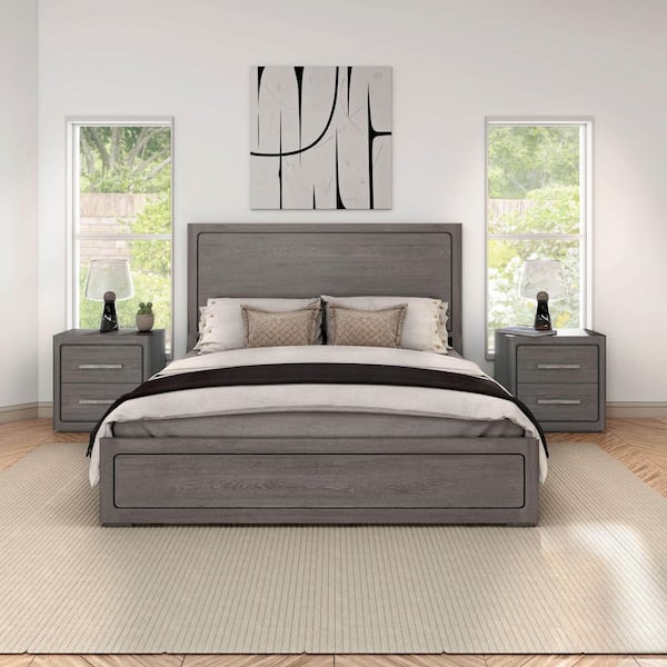 Furniture of America Rally 3-Piece Warm Gray Wood Frame King Panel Bedroom Set with Rounded Edges, Metal Handles, USB Outlet on Nightstand