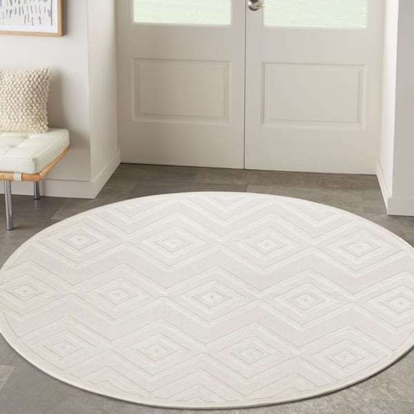 Versatile Ivory White 4 ft. x 4 ft. Diamond Contemporary Round Indoor Area Rug
