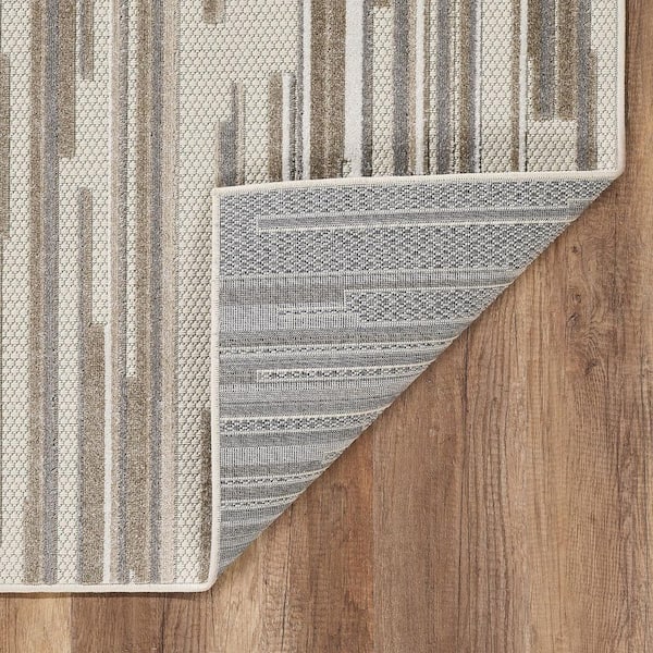 Gray 8 ft. x 10 ft. Woven Polypropylene Rectangle Indoor/Outdoor Area Rug