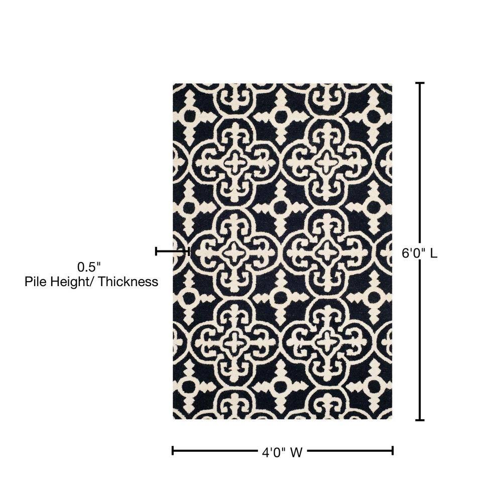 Hand-Tufted Cambridge Wool Round Rug in Black/Ivory, 47"