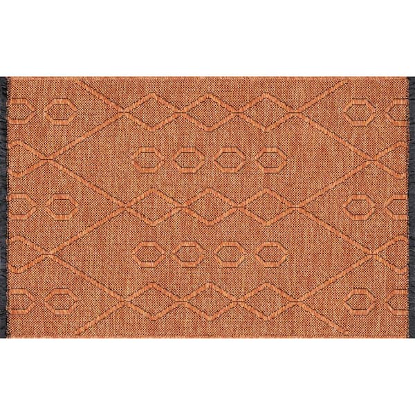 Alma Orange 2 ft. x 3 ft. Geometric Machine Washable Indoor Area Rug