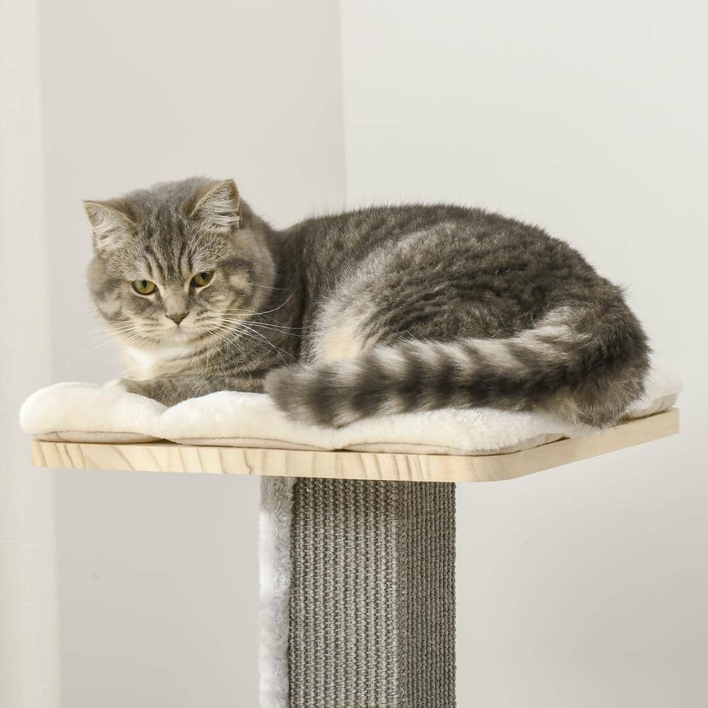 Natural Wooden Cat Tree with Sisal Scratching Posts and Cushions