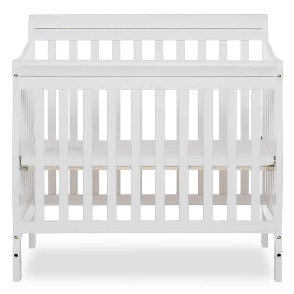 Dream On Me Aden White 4-in-1 Convertible Mini Crib