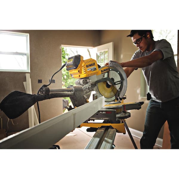 FLEXVOLT 12 in. 60-Teeth Carbide-Tipped Miter Saw Blade (2-Pack)