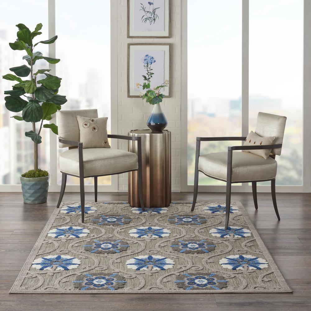 Blue and Grey Floral Synthetic 6' x 9' Reversible Rug