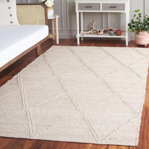 Martha Stewart Natural 5 ft. x 8 ft. Oversized Diamond High-Low Area Rug