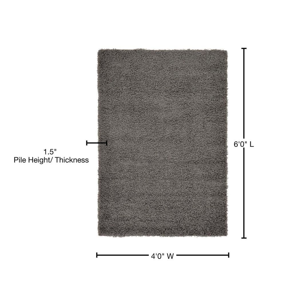 Reversible Gray Solid Shag Synthetic 4' x 6' Rug