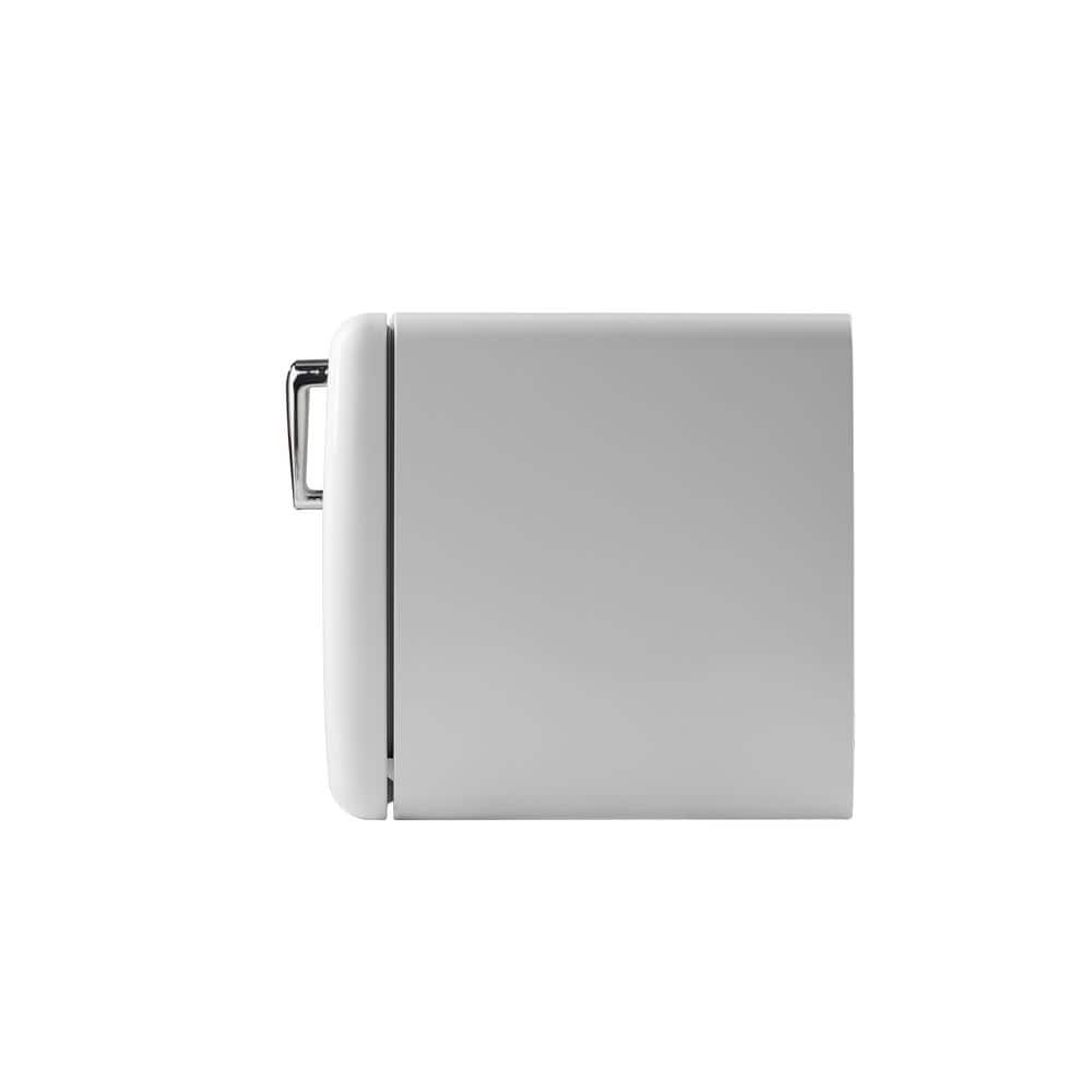 Frost White 7 Cu. Ft. Retro Bottom Freezer Refrigerator