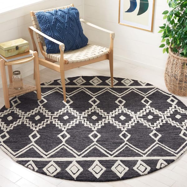 Abstract Black/Ivory 6 ft. x 6 ft. Chevron Tribal Round Area Rug