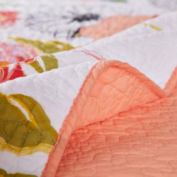 Pink Floral Patchwork 3 Piece Bedding Quilt Set – DIN's Warehouse