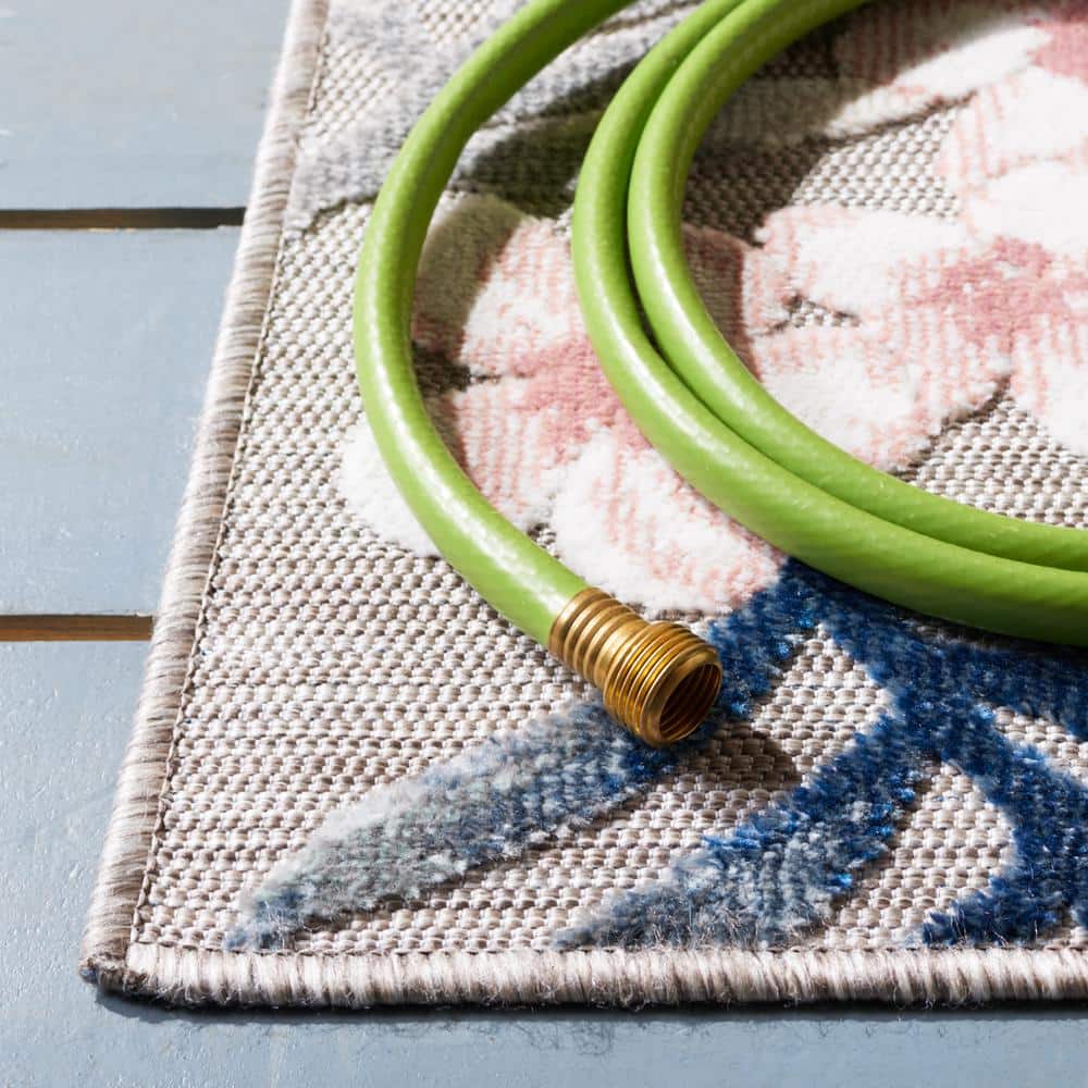 Gray Floral Synthetic Indoor/Outdoor Area Rug