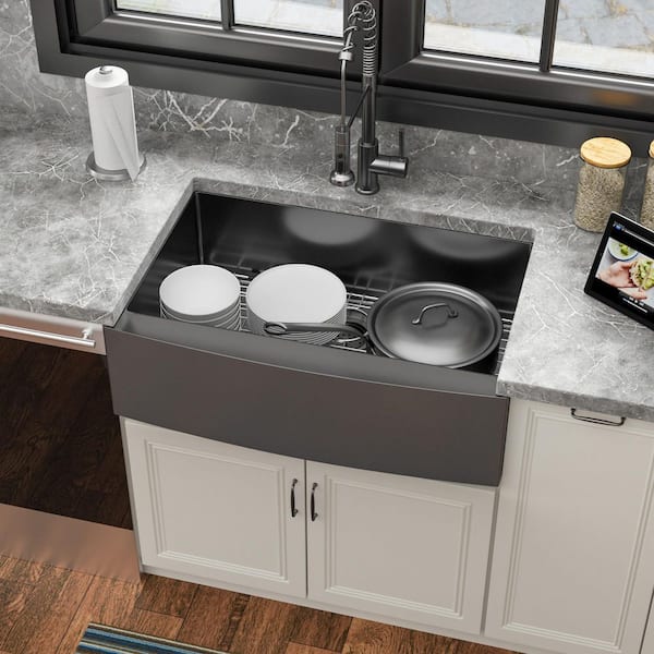 https://images.thdstatic.com/productImages/1191b41b-a35f-4425-a5fc-271cb34586c9/svn/gunmetal-black-farmhouse-kitchen-sinks-ss-33abr1-4f_600.jpg